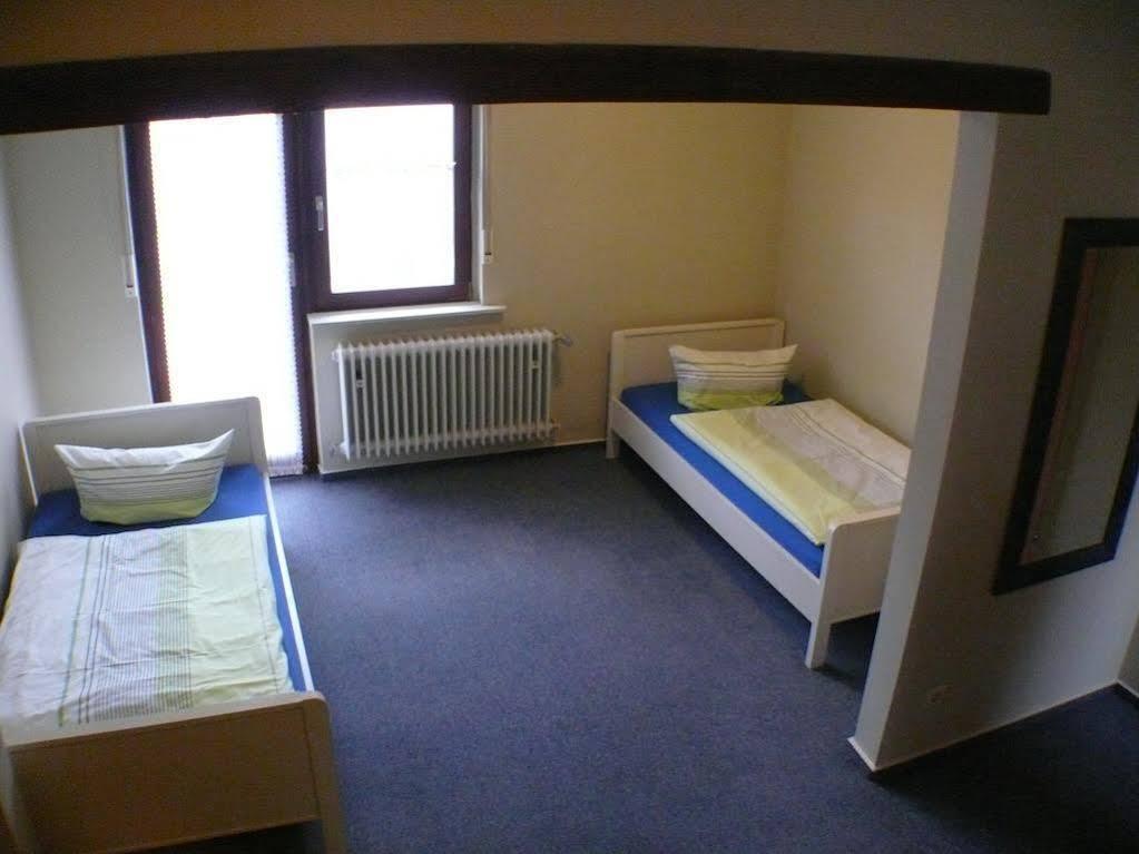 Hotel Garni Pension Ruth Mutterstadt Luaran gambar