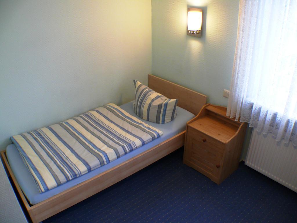 Hotel Garni Pension Ruth Mutterstadt Bilik gambar